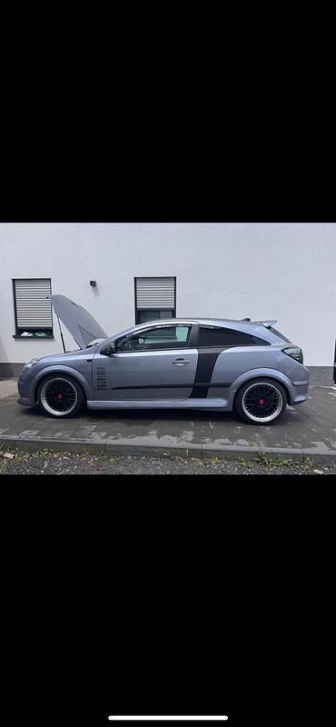 Gebraucht Opel Astra GTC 105 PS (77 kW) 2005 Grau Coupé