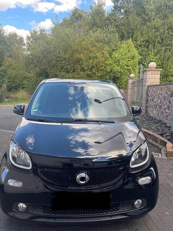 Gebraucht Smart ForFour Prime 90 PS (66 kW) 2019 Schwarz Kleinwagen