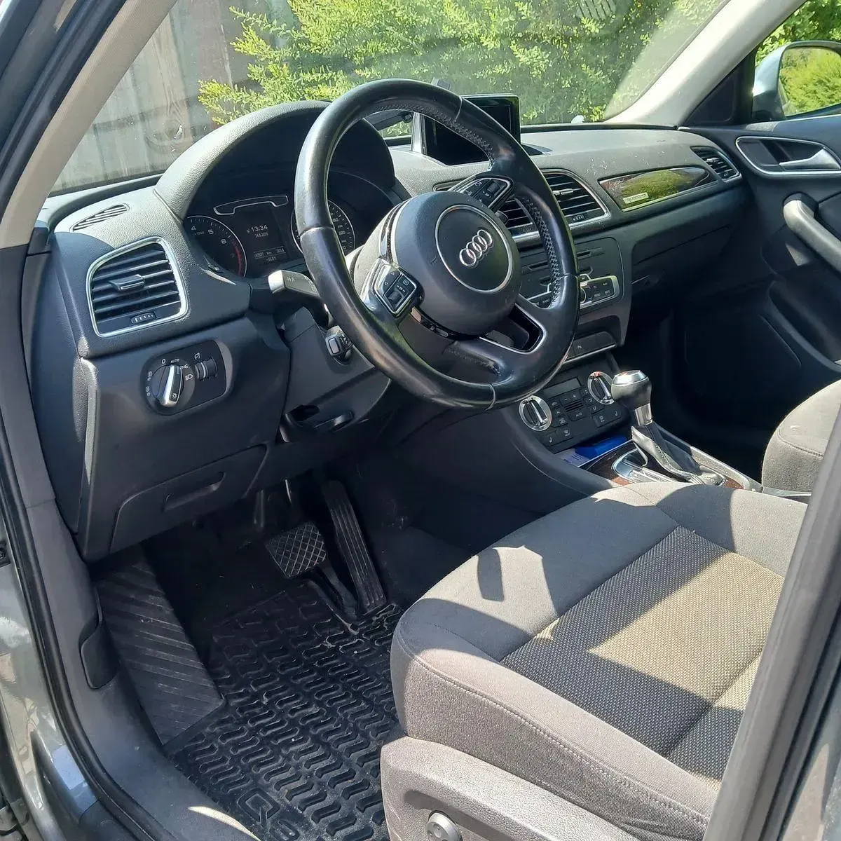 Gebraucht Audi Q3 170 PS (125 kW) 2012 Grau SUV