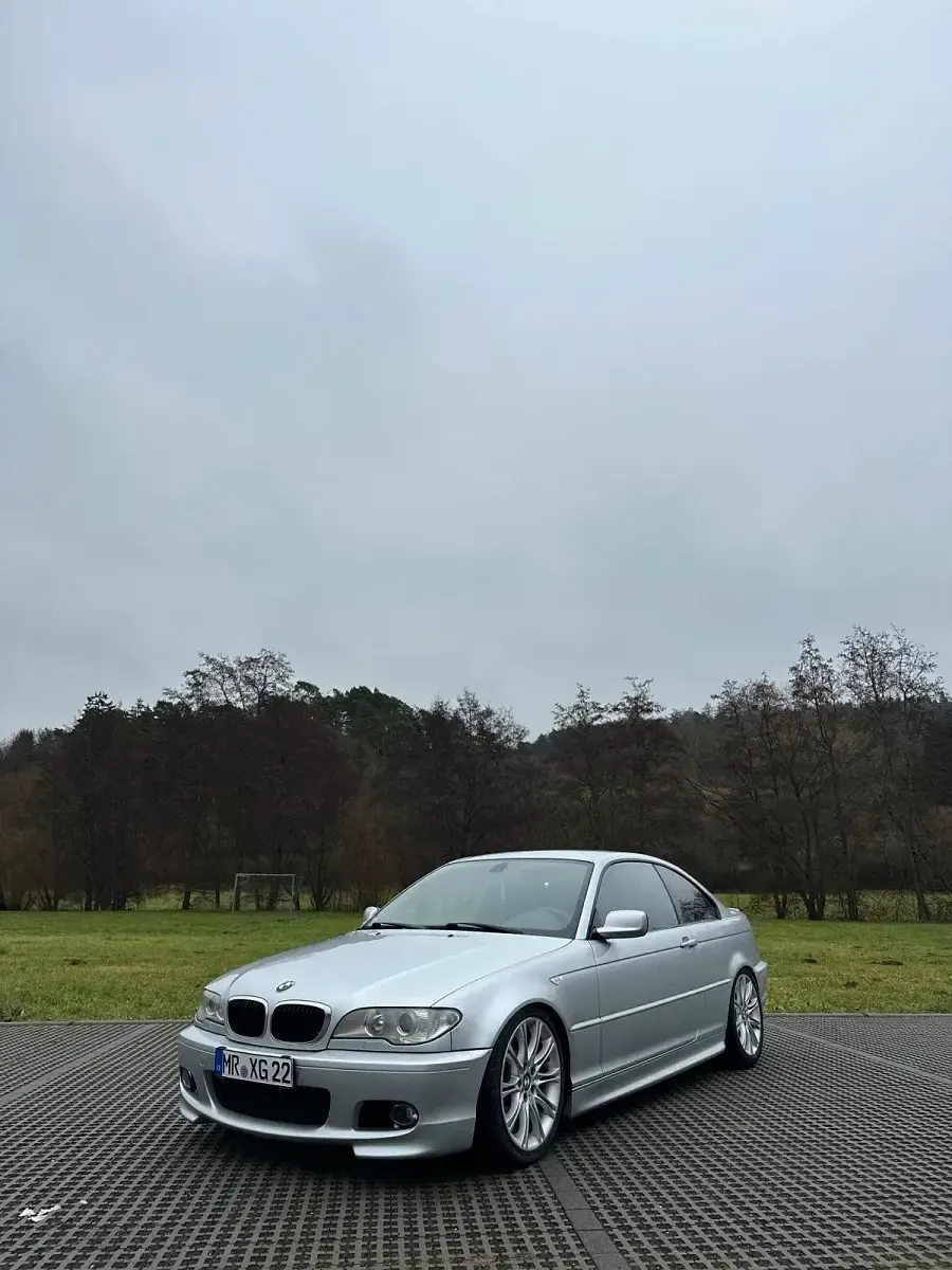 Gebraucht BMW 320 M Sport 150 PS (110 kW) 2005 Silber Coupé