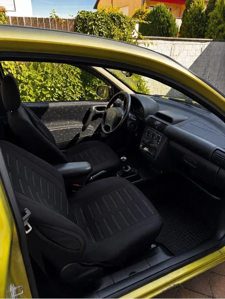 Gebraucht Opel Corsa 60 PS (44 kW) 1997 Gelb Kleinwagen