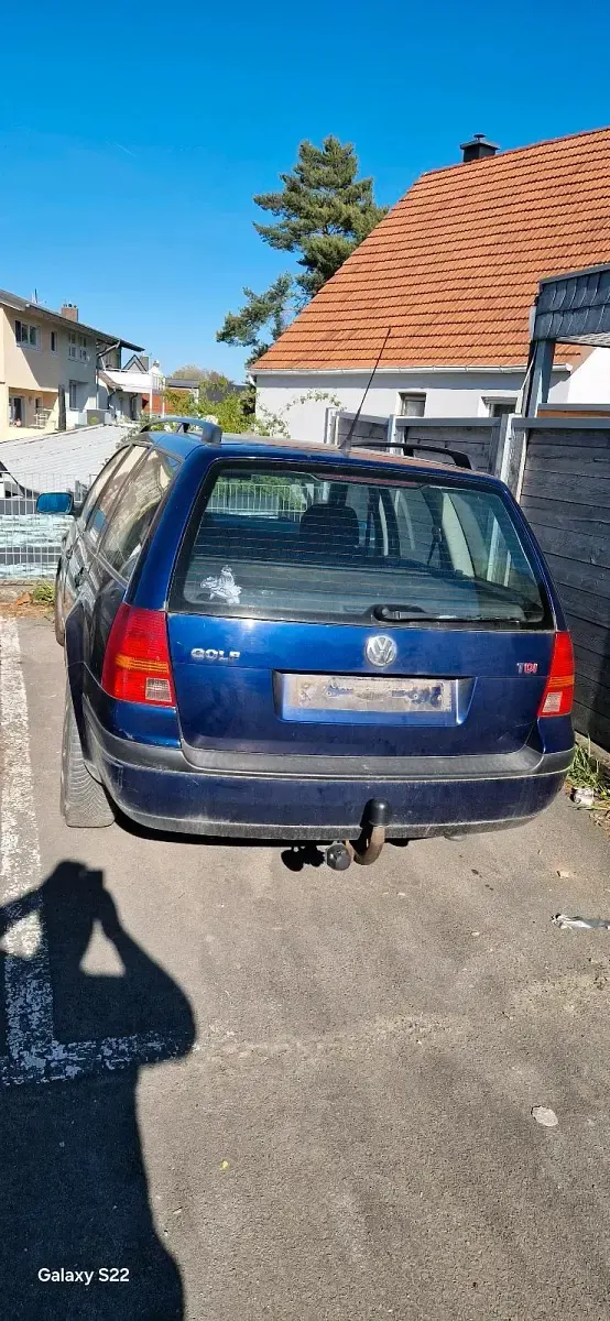Second-hand VW Golf IV 131 CP (96 kW) 2002 Albastru Break