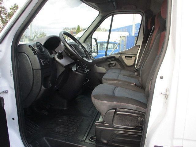 Gebraucht Renault Master 131 PS (96 kW) 2017 Weiß Van