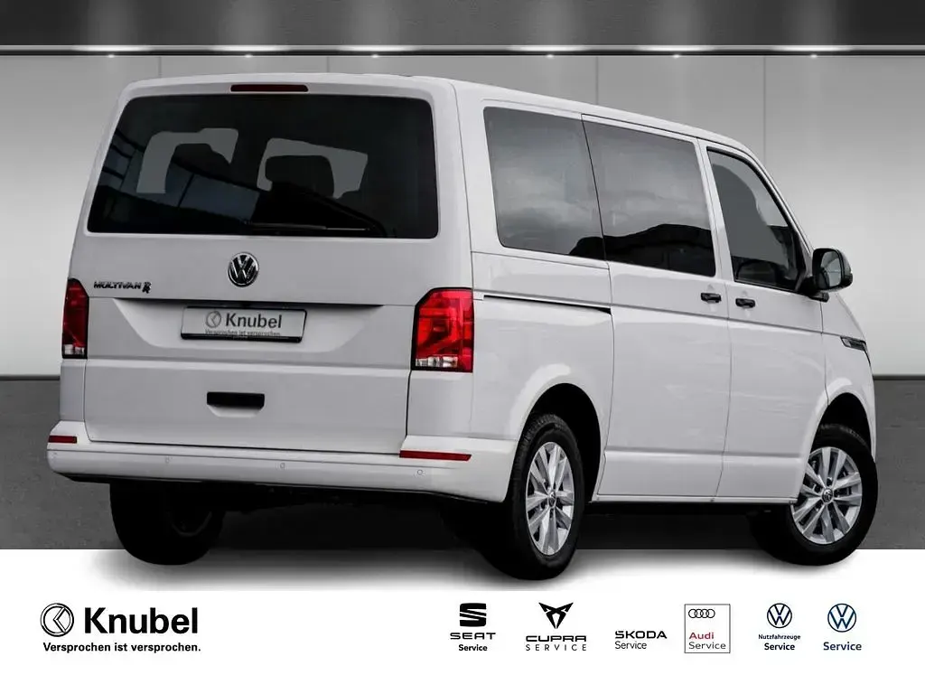 Second-hand VW Multivan Family 150 CP (110 kW) 2021 Alb Monovolum