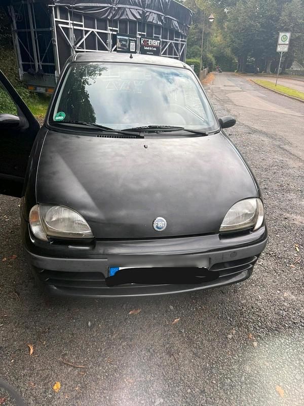 Schwarz Gebraucht 2001 Fiat Seicento Kleinwagen | 400 € (Superpreis) - Bild 1/4