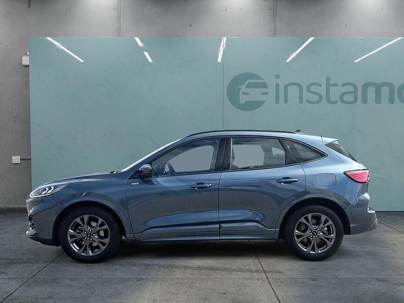 Gebraucht Ford Kuga 120 PS (88 kW) 2024 Blau SUV