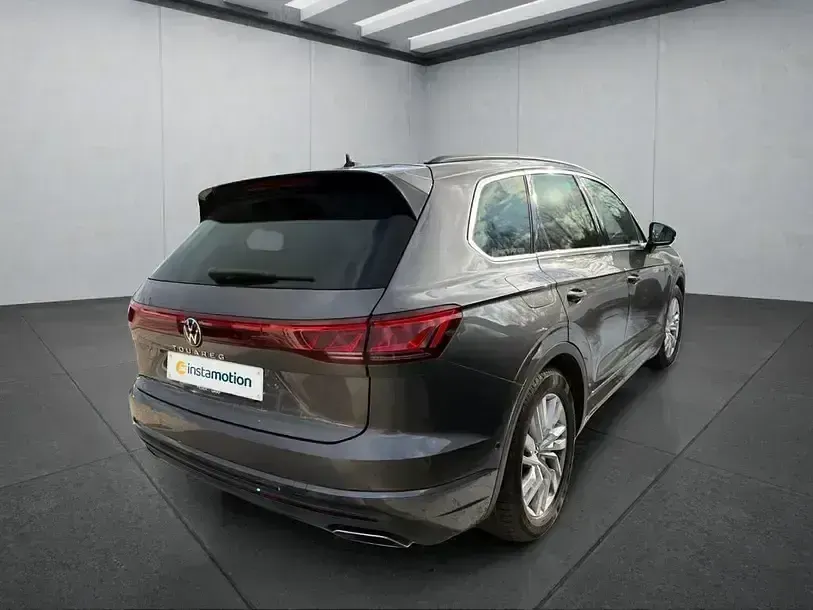 Gebraucht VW Touareg 286 PS (210 kW) 2025 Grau SUV