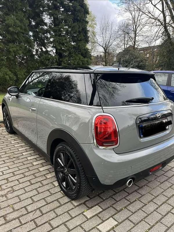 Gebraucht Mini Cooper D 116 PS (85 kW) 2018 Grau Kleinwagen