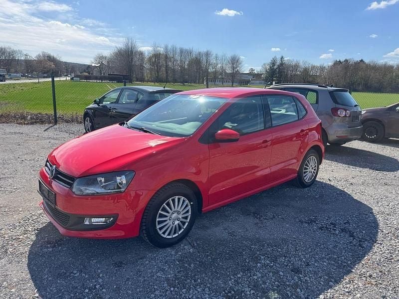 Gebraucht VW Polo Comfortline 86 PS (63 kW) 2012 Rot Kleinwagen