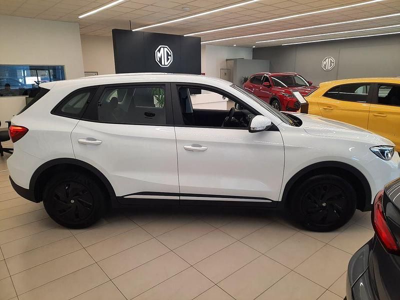 Nowe MG ZS 116 KM (85 kW) 2026 Biały SUV