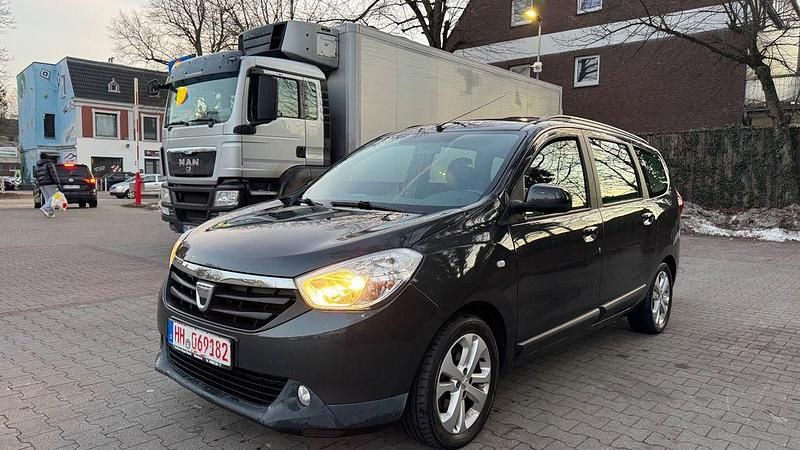 Gebraucht Dacia Lodgy Prestige 107 PS (78 kW) 2013 Grau Van / Kleinbus