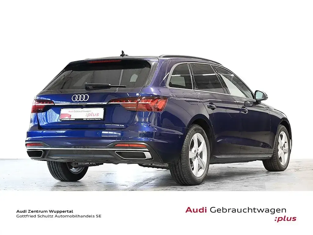 Gebraucht Audi A4 Ambiente 204 PS (150 kW) 2022 Blau Kombi