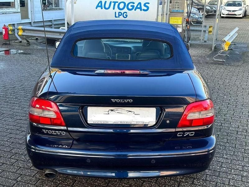 Gebraucht Volvo C70 163 PS (119 kW) 2001 Blau Cabrio