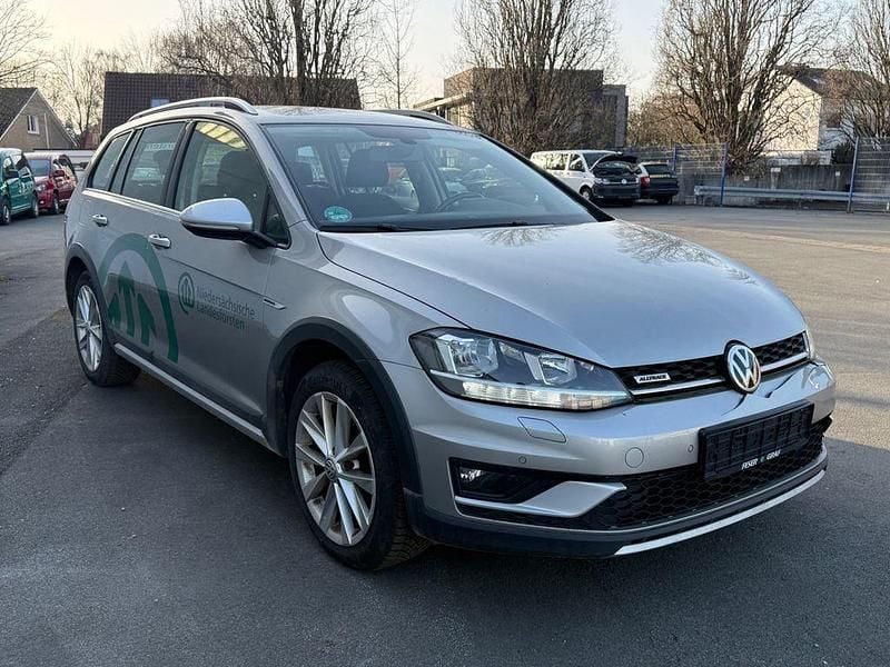 Gebraucht VW Golf Alltrack 179 PS (131 kW) 2018 Silber Kombi