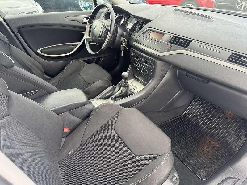 Gebraucht Citroën C5 Tendance 136 PS (100 kW) 2009 Lackierung aluminiumgrau/meta Limousine