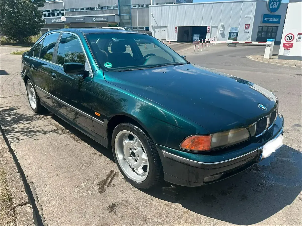 Gebraucht BMW 528 193 PS (141 kW) 1996 Grün Limousine
