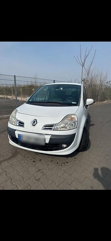 Usata Renault Modus 107 CV (78 kW) 2012 Bianco Monovolume