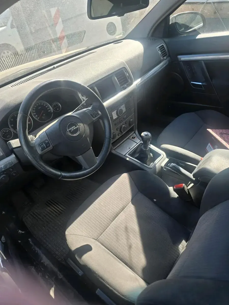 Second-hand Opel Vectra 2007 Negru Break