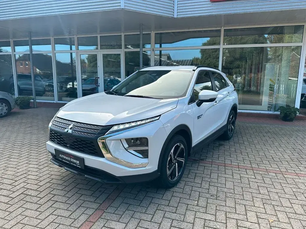 Gebraucht Mitsubishi Eclipse Cross Top 188 PS (138 kW) 2022 Weiß SUV