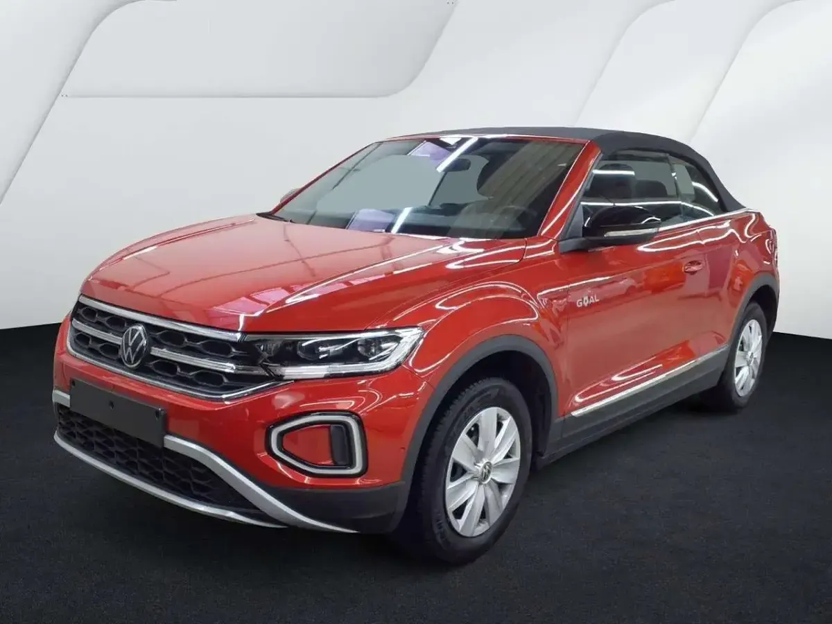 Gebraucht VW T-Roc Cabriolet Goal 150 PS (110 kW) 2025 Rot Cabrio