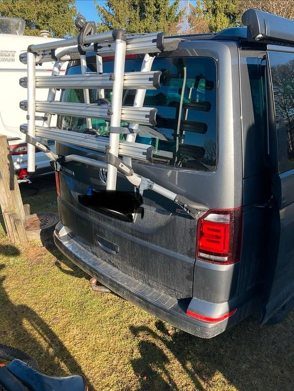 Gebraucht VW California Beach 204 PS (150 kW) 2017 Grau Van