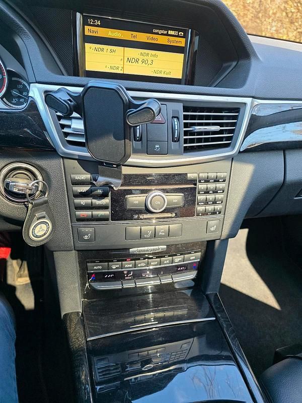 Gebraucht Mercedes E350 Avantgarde 231 PS (169 kW) 2010 Schwarz Kombi