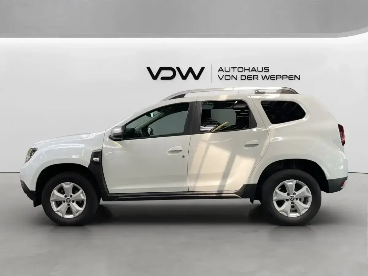 Gebraucht Dacia Duster 131 PS (96 kW) 2021 Weiß SUV