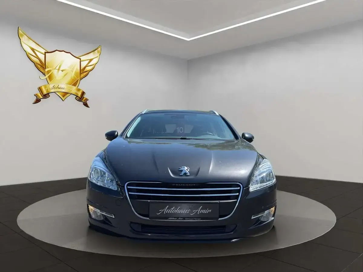Gebraucht Peugeot 508 Active 140 PS (102 kW) 2012 Grau haria2/metallic Kombi