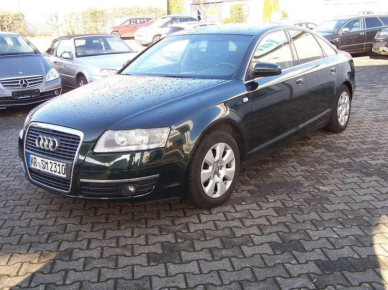 Tiefgrün perleffekt Gebraucht 2006 Audi A6 Limousine | 1.950 € (Superpreis) - Bild 1/4