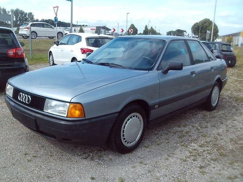 Grau Gebraucht 1988 Audi 80 Limousine | 2.390 € - Bild 1/4
