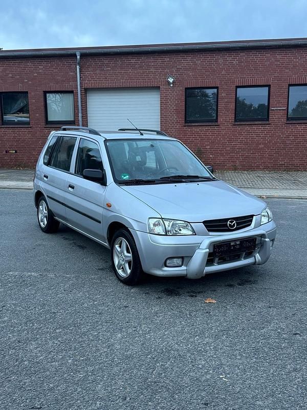 Silber Gebraucht 2001 Mazda Demio Kleinwagen | 1.350 € (Fairer Preis) - Bild 1/4