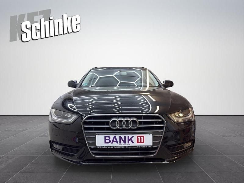 Gebraucht Audi A4 Attraction 140 PS (102 kW) 2016 Schwarz Kombi