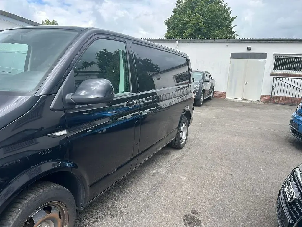 Gebraucht VW T6 179 PS (131 kW) 2016 Schwarz Van