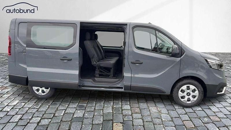 Neu Renault Trafic 150 PS (110 kW) 2025 Grau / schiefergrau Van / Kleinbus
