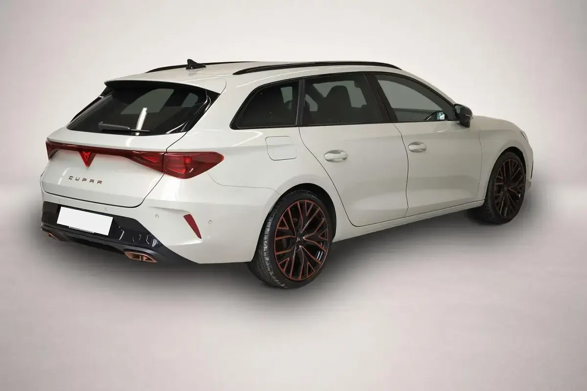 Gebraucht Cupra Leon VZ 272 PS (200 kW) 2025 Manufacturer