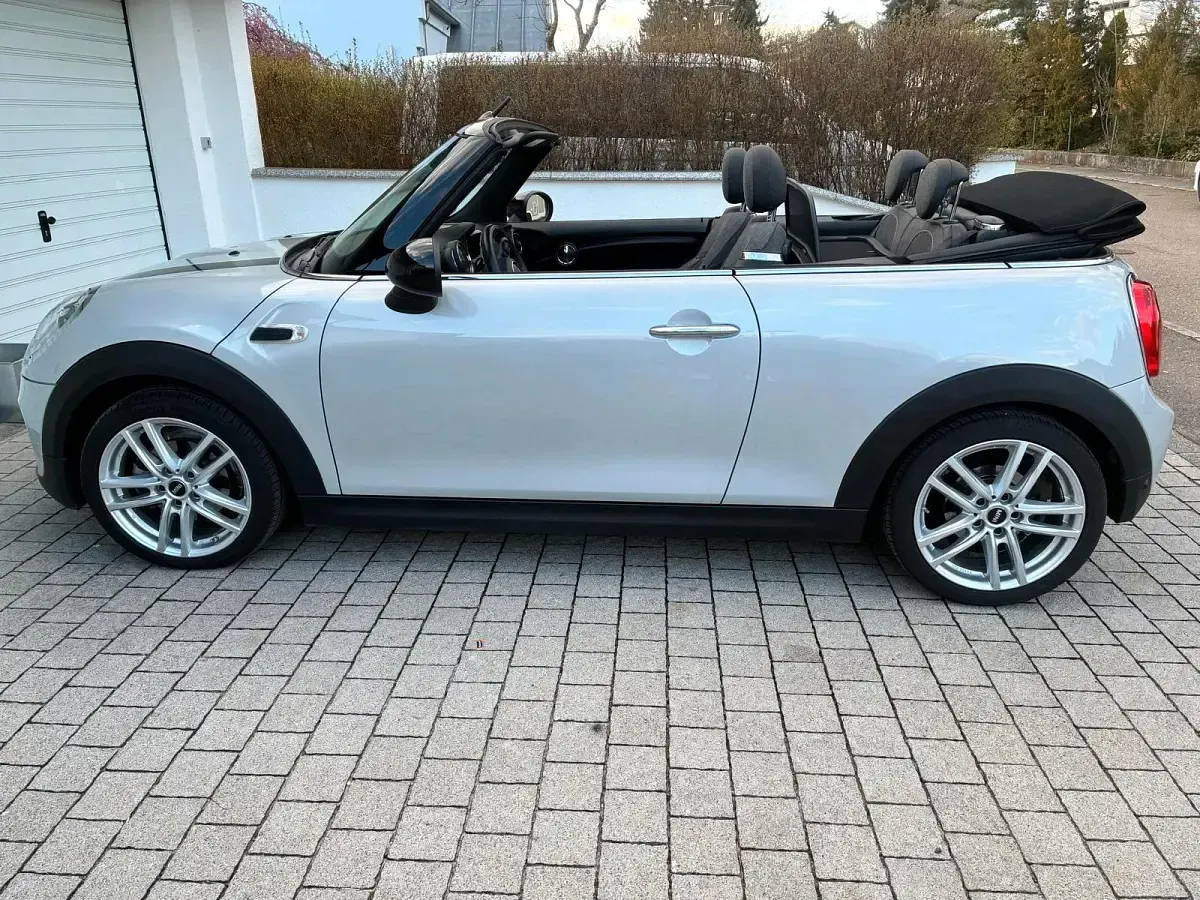 Gebraucht Mini Cooper Cabriolet 136 PS (100 kW) 2016 Silber Cabrio