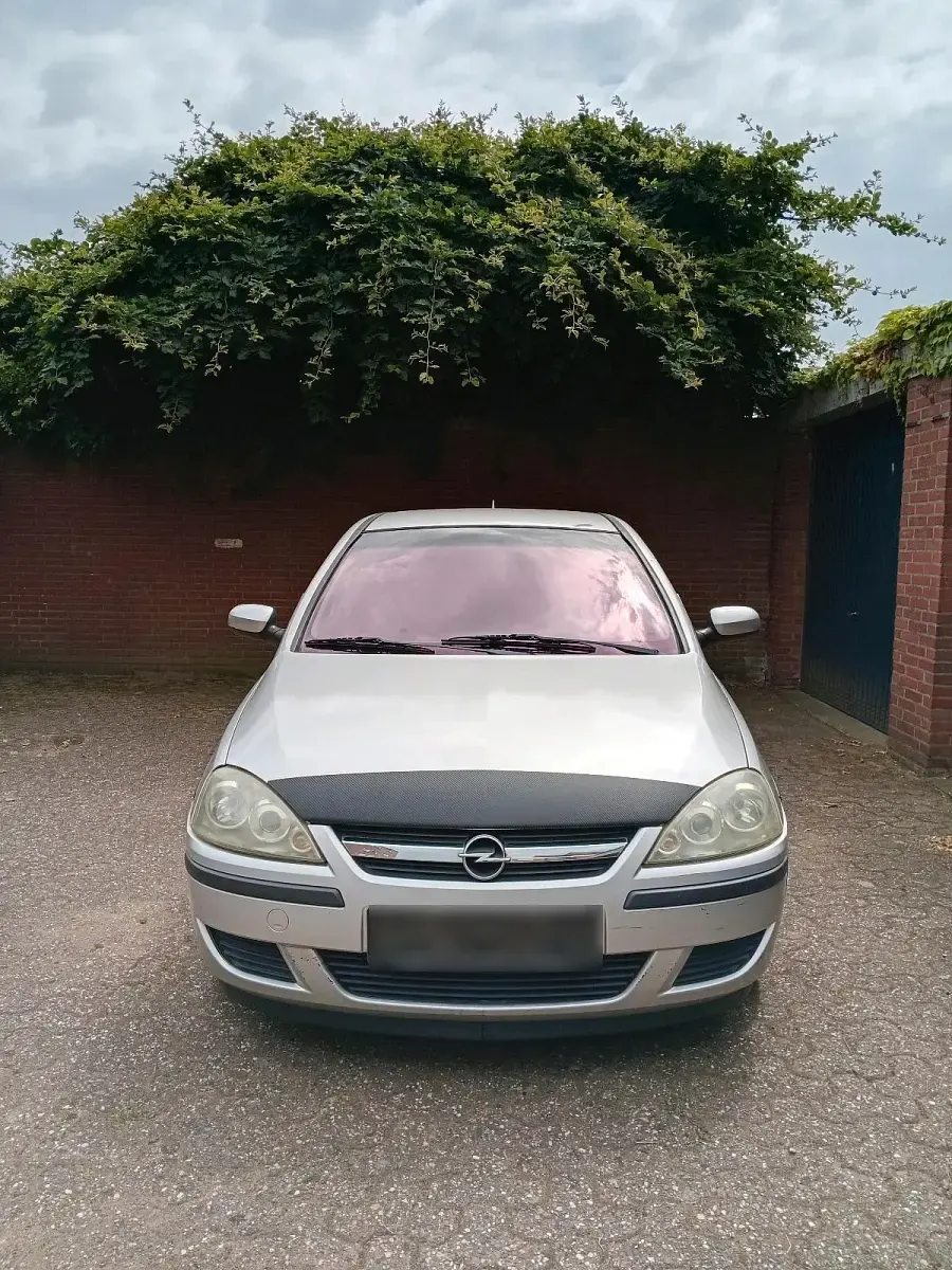 Gebraucht Opel Corsa 90 PS (66 kW) 2003 Silber Kleinwagen