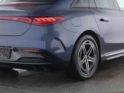 Gebraucht Mercedes EQE300 AMG 180 kW (245 PS) 2024 Blau Limousine