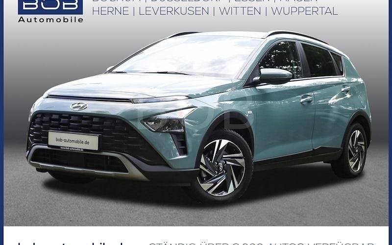 Grün Gebraucht 2024 Hyundai Bayon Trend SUV | 20.888 € (Fairer Preis) - Bild 1/4