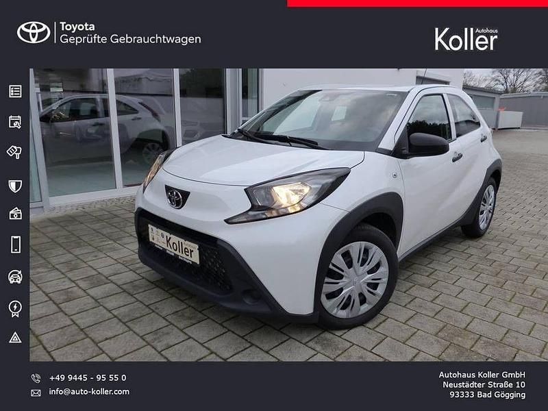 Weiß Gebraucht 2023 Toyota Aygo X SUV | 12.990 € (Guter Preis) - Bild 1/4