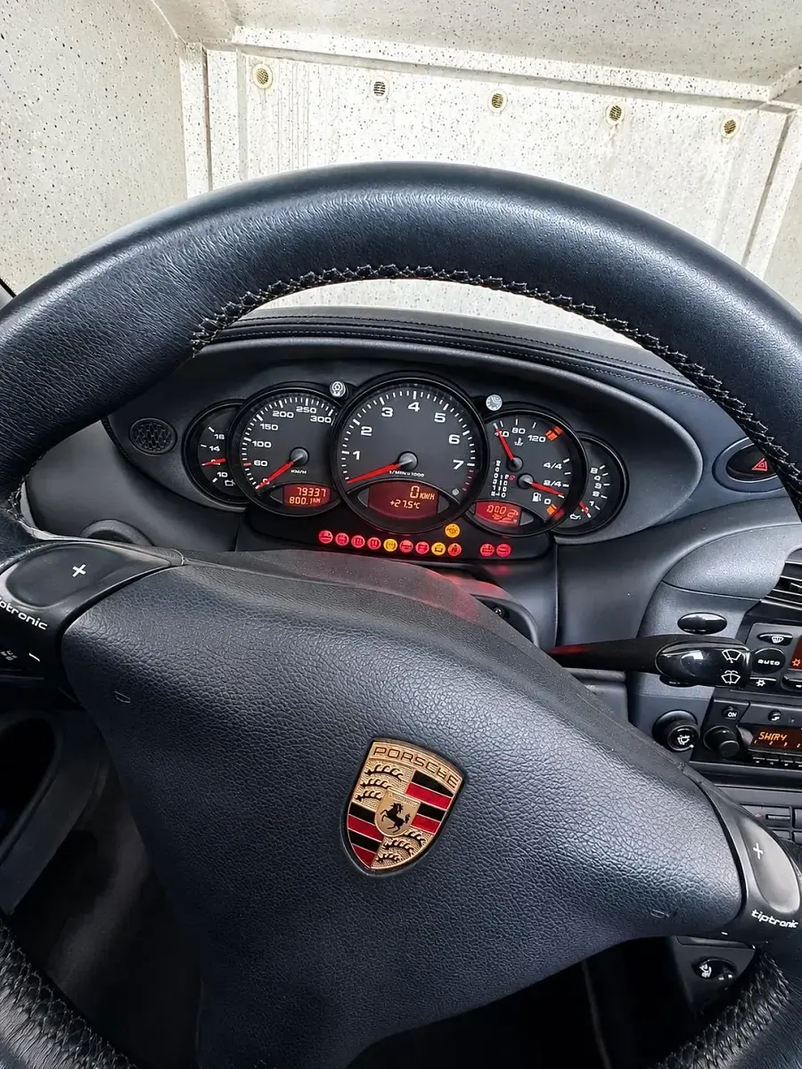 Gebraucht Porsche 996 300 PS (220 kW) 1998 Silber Cabrio