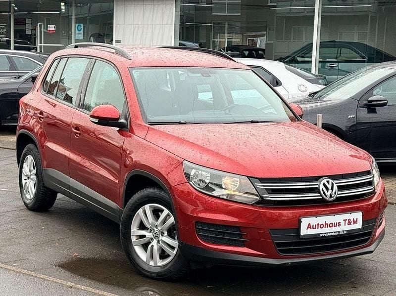 Gebraucht VW Tiguan Trendline 110 PS (80 kW) 2014 Rot SUV