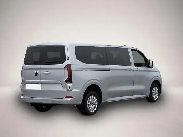 Neu VW Caravelle R 170 PS (125 kW) 2026 Manufacturer Van