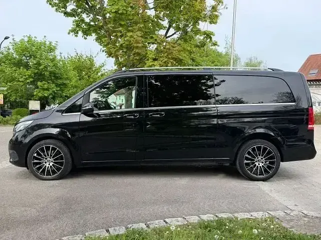 Gebraucht Mercedes V250 Avantgarde 190 PS (139 kW) 2019 Schwarz Van / Kleinbus