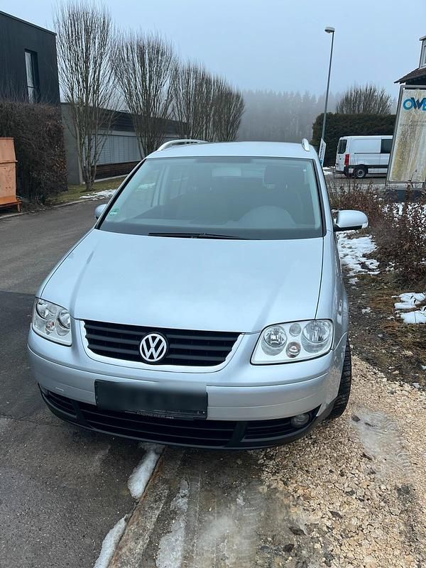 Silber Gebraucht 2004 VW Touran Van / Kleinbus | 3.499 € (Fairer Preis) - Bild 1/4