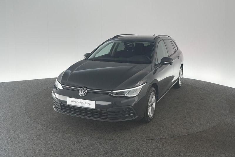 Grau Gebraucht 2022 VW Golf VIII Life Kombi | 20.460 € (Guter Preis) - Bild 1/4