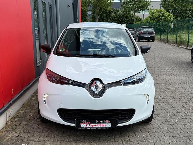 Gebraucht Renault Zoe Life 42 kW (58 PS) 2019 Weiß Kleinwagen