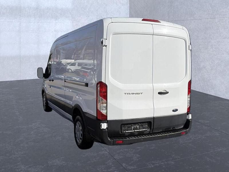 Gebraucht Ford Transit Trend 131 PS (96 kW) 2022 Frostweiß Van