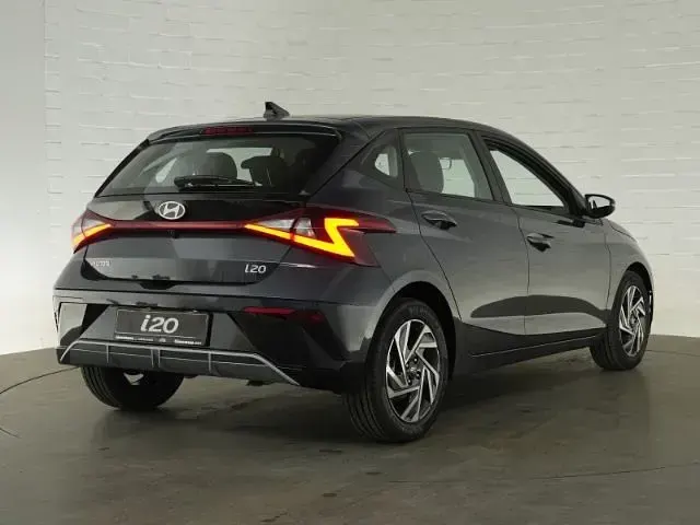 Neu Hyundai i20 Trend 101 PS (74 kW) 2025 Aurora grey Kleinwagen