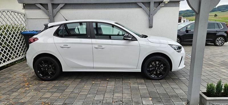 Second-hand Opel Corsa-e Edition 100 kW (136 CP) 2024 Alb Hatchback